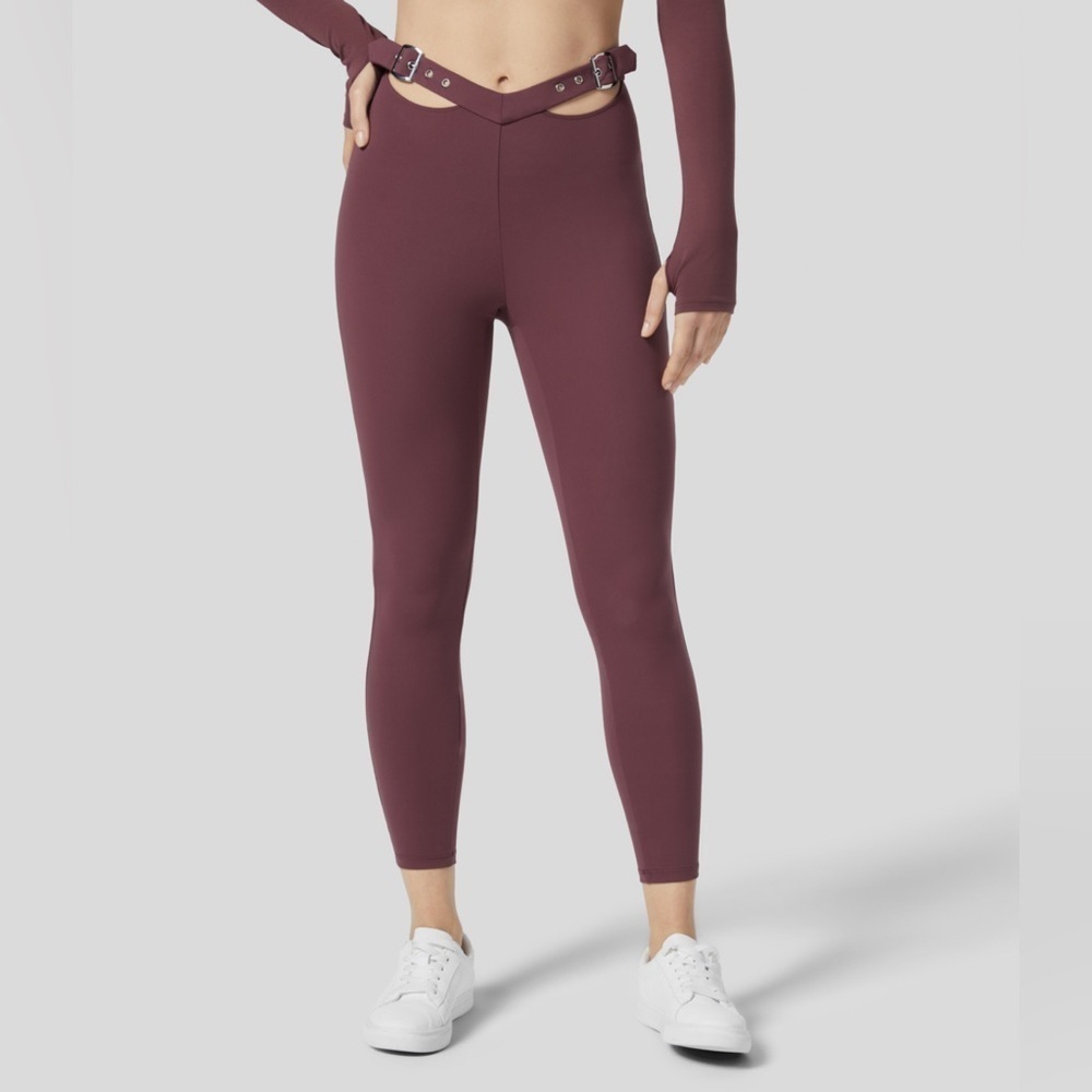 Halara Softlyzero™ Plush Mid Rise V Shaped Adjustable Buckle Casual 7/8 Leggings